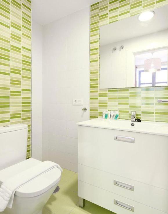 Apartamento Ideal Para Familias En Granada Luaran gambar